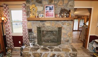706 BERNARD COUCH Dr, Anniston, AL 36207