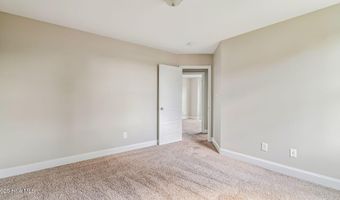 1141 Yellowwood Dr, Aberdeen, NC 28315