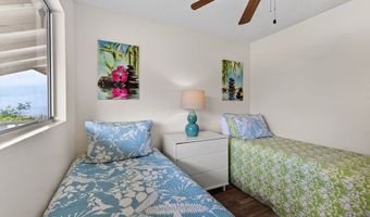 74-5042 KEALAPUA St, Kailua Kona, HI 96740