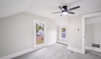 212 Nile Kinnick Dr N, Adel, IA 50003