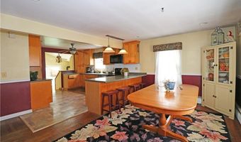 23 Sherman Ln, Middletown, RI 02842