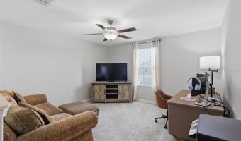 5052 WHITE CHICORY Dr, Apollo Beach, FL 33572