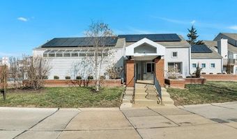 1738 Highview Circle Ct, Ballwin, MO 63021