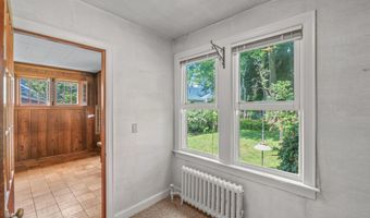 216 Kenwood Ave, Ann Arbor, MI 48103