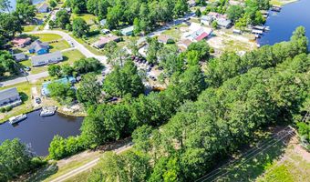 513 Pauline Dr, Bonneau, SC 29431