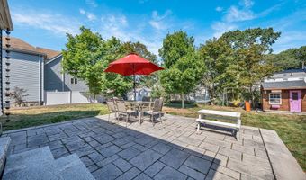 31 Ashton St, Beverly, MA 01915