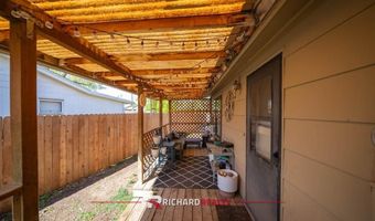 2208 Newton Ave, Cody, WY 82414
