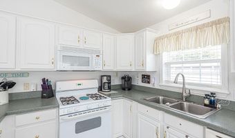 344 PINE CONE Dr, Berlin, MD 21811