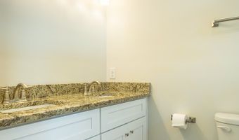215 15th St, Apalachicola, FL 32320