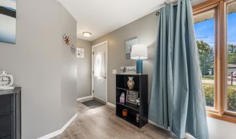 3030 N MORRISON St, Appleton, WI 54911