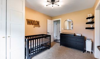 17 W667 Lorraine Ave, Addison, IL 60101