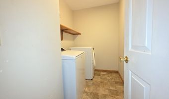 188 Greenwood Dr, Blakeslee, PA 18610