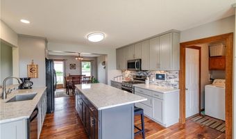 1502 Brookdale Dr, Atchison, KS 66002