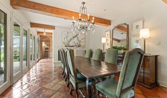 3044 Mcconnell Dr, Baton Rouge, LA 70809