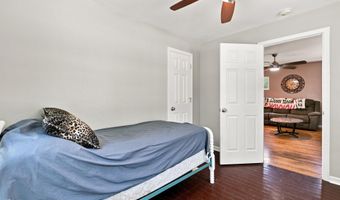 729 Smith St, Algonac, MI 48001