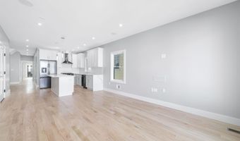 88 W 20TH St 1, Bayonne, NJ 07002