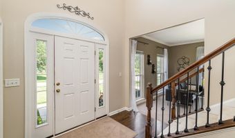 5660 Miss Royal Pass Dr, Miami, OH 45140