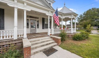 675 Second St, Ayden, NC 28513