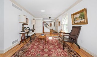 28 STATEN Dr, Hockessin, DE 19707