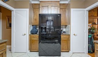 2530 E ALBERSON Dr, Albany, GA 31721