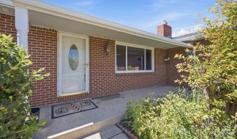 829 E CARLSON St, Cheyenne, WY 82009