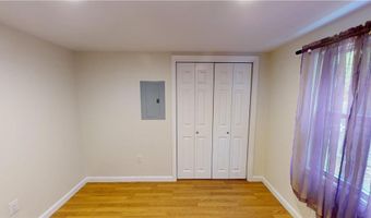 14 Krzak Rd, North Kingstown, RI 02852