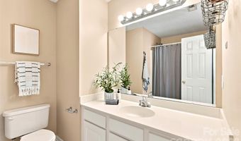 1323 Anthem Ct, Charlotte, NC 28205