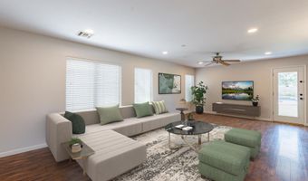 2190 S Navajo Way, Chandler, AZ 85286