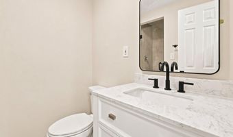 3543 18TH St S, Arlington, VA 22204