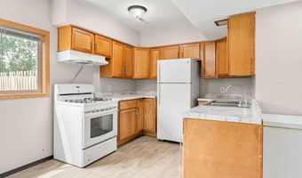 1810 1st Ave SE, Austin, MN 55912
