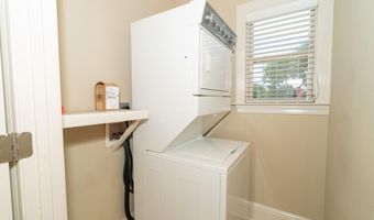 8 Oak Alley Ln, Long Beach, MS 39560