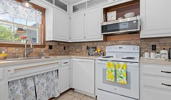 1906 Windstone Dr, Bartlesville, OK 74006