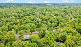 16 Amesbury Ln, Bella Vista, AR 72715