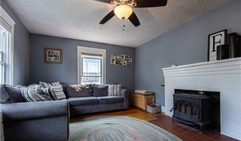 63 Paine Ave, Cranston, RI 02910