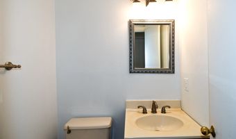 5175 KING CHARLES Way, Bethesda, MD 20814
