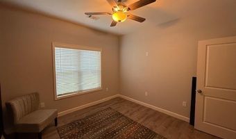 685 Josephine Dr, Batesville, AR 72501