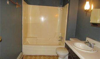 10940 Julie St NE, Alliance, OH 44601