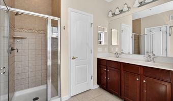 42563 HIGHGATE Ter, Brambleton, VA 20148