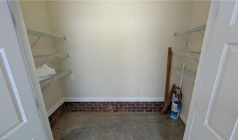 924 Easy St, Asheboro, NC 27205