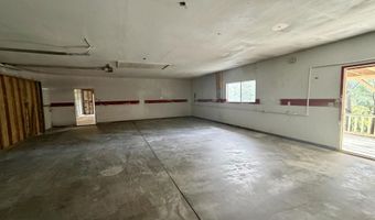 17228 China Gulch Dr, Anderson, CA 96007
