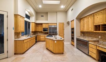 6505 E OLD PAINT Trl, Carefree, AZ 85377