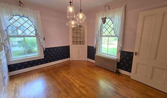 49 Tyler St, Brattleboro, VT 05301