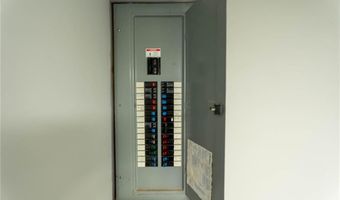 180 Pike Ave, Attleboro, MA 02703