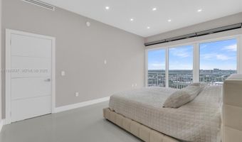 18011 Biscayne Blvd PH04, Aventura, FL 33160