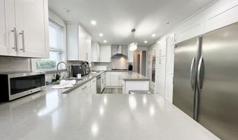 125 Cedar Ave, Allenhurst, NJ 07711