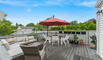 32 Waterman Ave, Johnston, RI 02919