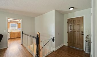 15629 Klamm St, Basehor, KS 66007