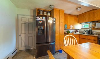 148 Eastern Ave, Augusta, ME 04330