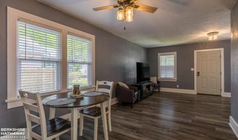 932 Cody Ave, Cody, WY 82414
