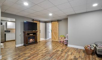 220 STERLING GATE Ln, Alabaster, AL 35007